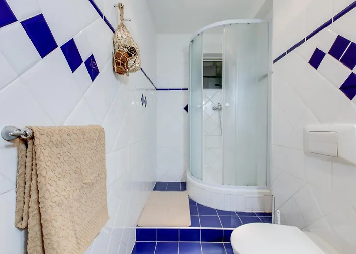 Romantic By The Park - Uaka7 Apartamento