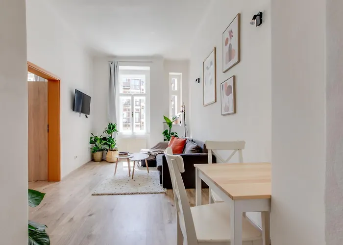 Romantic By The Park - Uaka7 Apartamento Praga