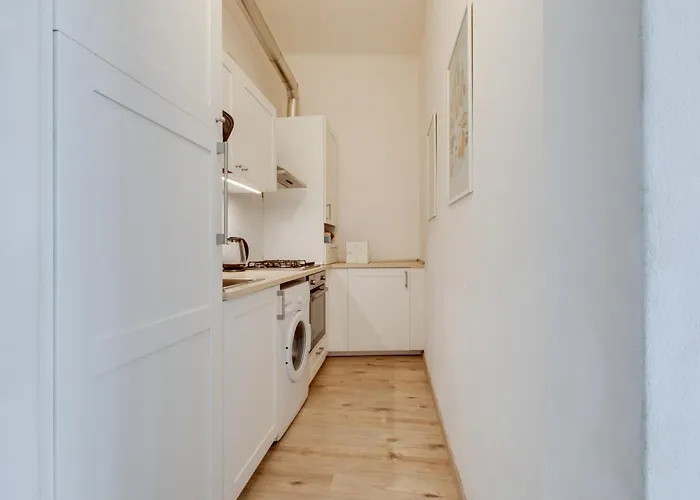 Apartamento Romantic By The Park - Uaka7